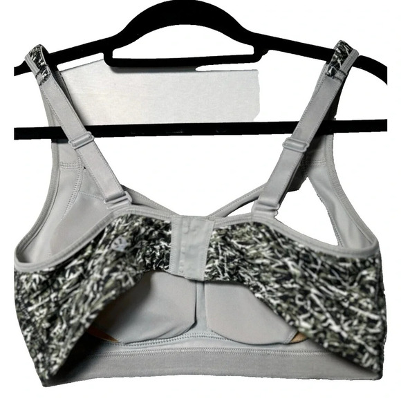 Lululemon Bra High Support Camo Bra Women’s Sz M Athleisure Running Workout Gym - Picture 2 of 5